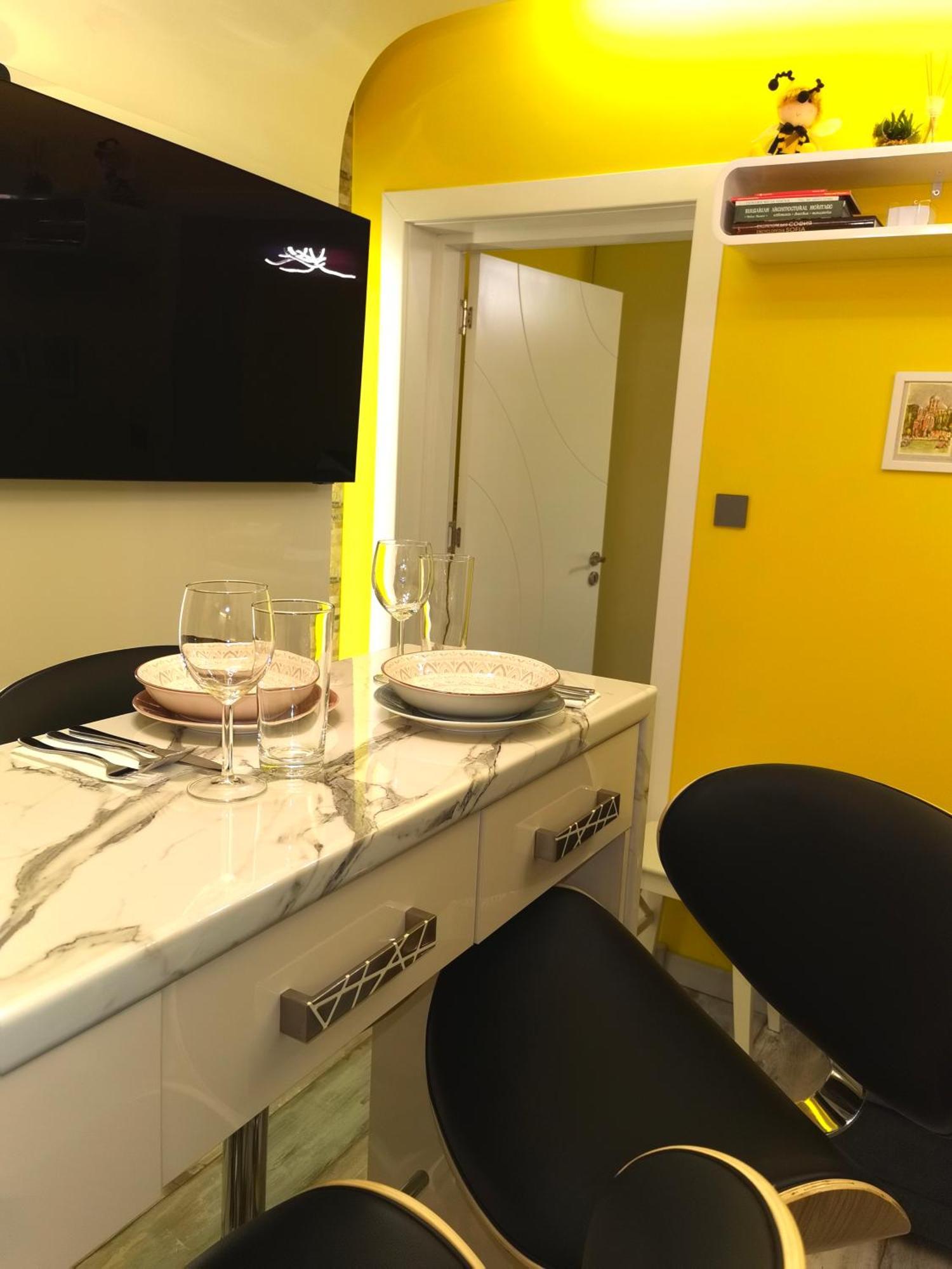Sofiel Cozy Apartment - Top Center София Екстериор снимка